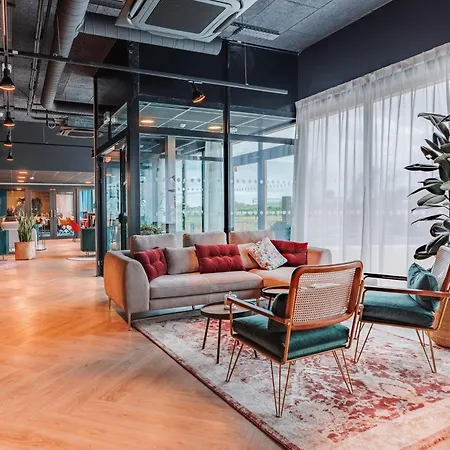 Aparthotel Appart'city Collection Paris Cdg Airport 4*