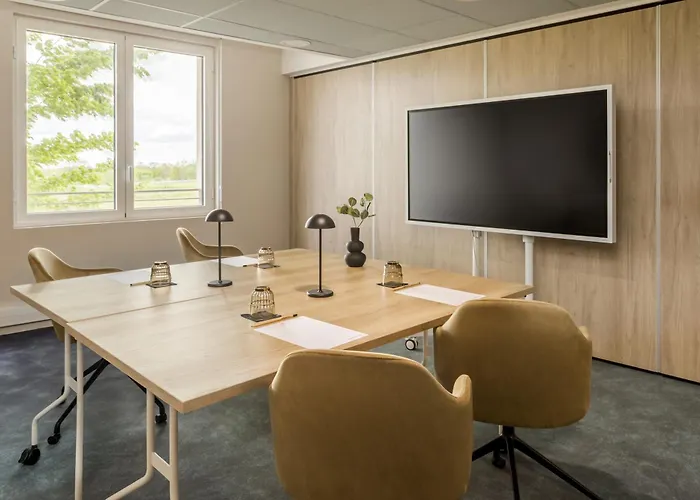 Aparthotel Appart'city Collection Paris Cdg Airport